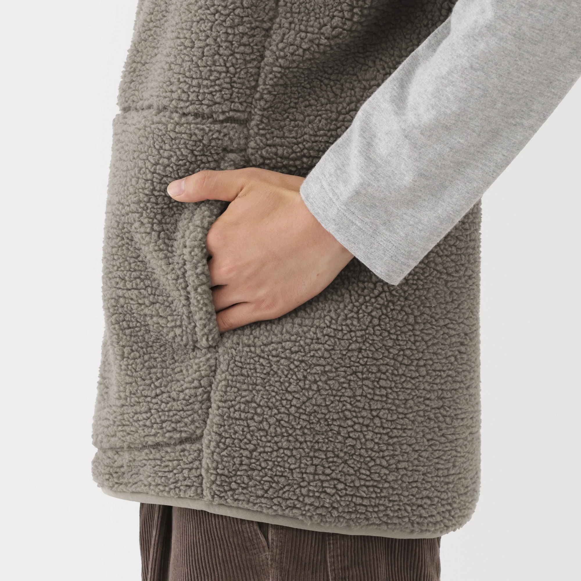 Boa Fleece Vest - Image 35