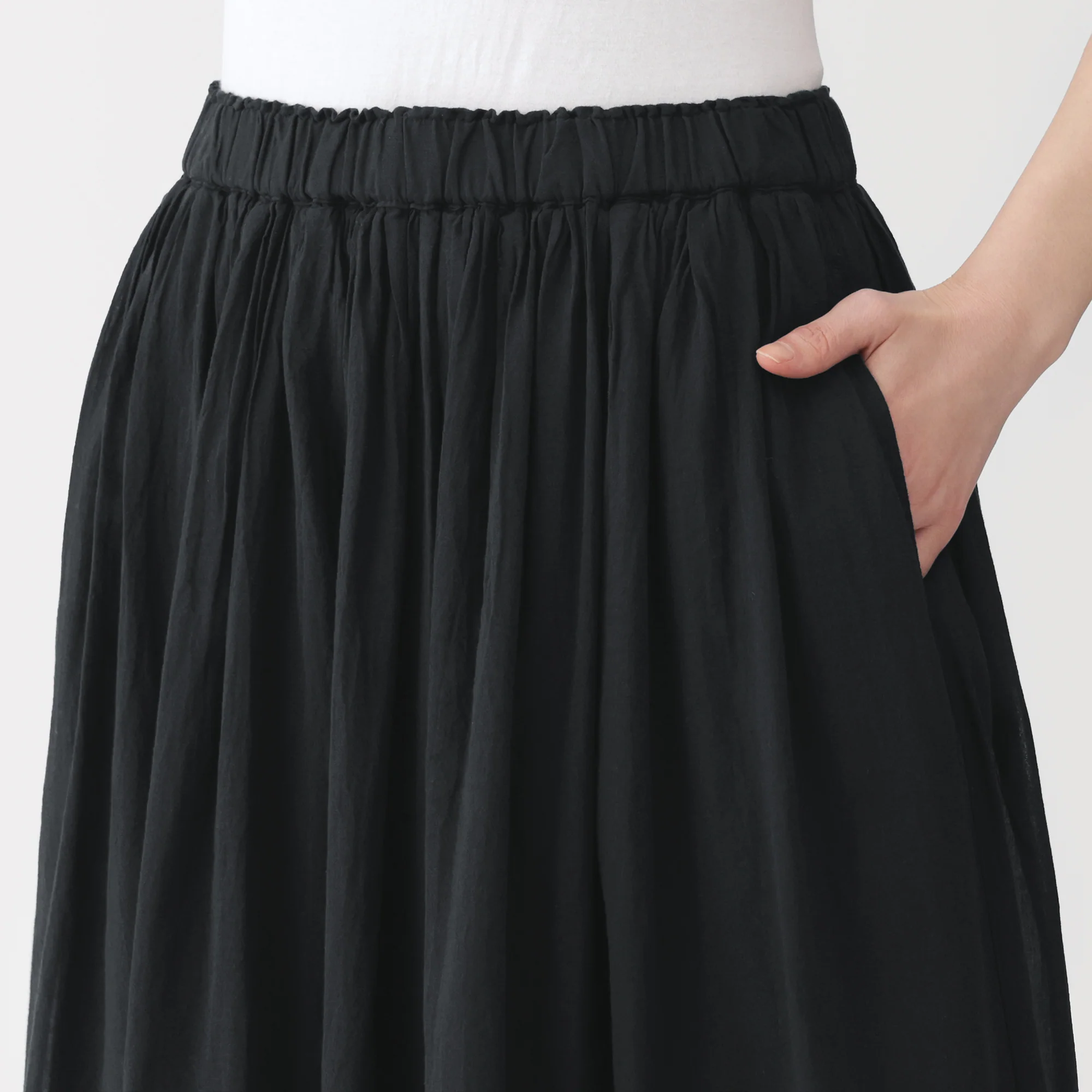 High-Twist Cotton Gathered Skirt - Image 27
