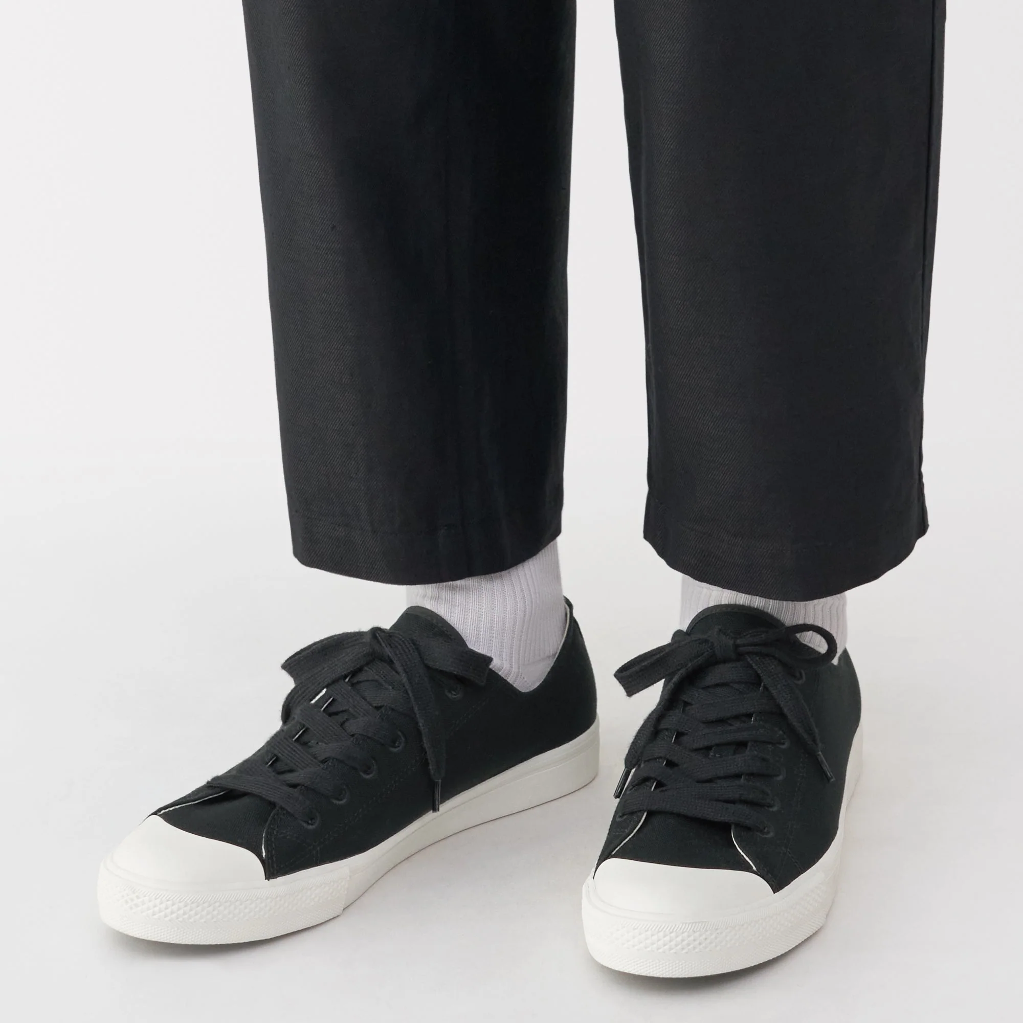 Less Tiring Sneakers Black - Image 2
