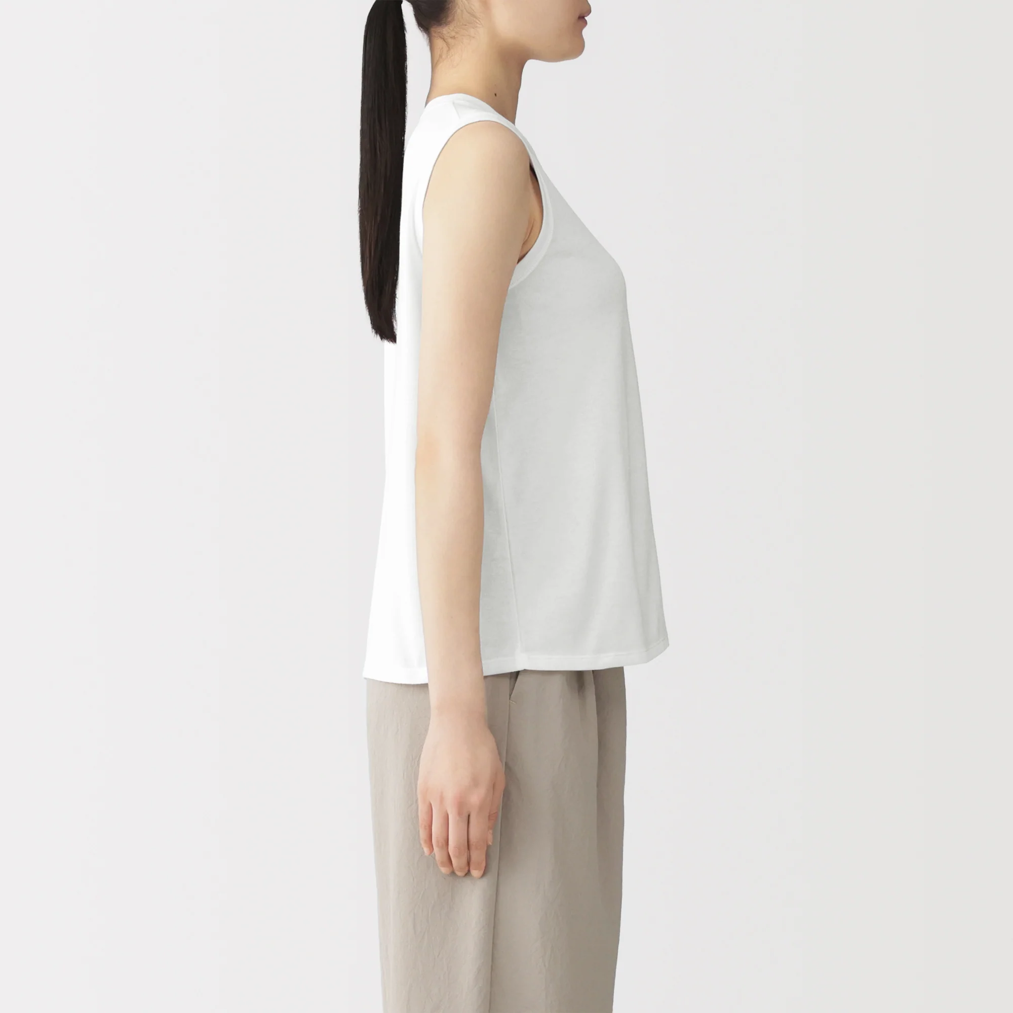 Quick Dry Sleeveless T-Shirt - Image 5