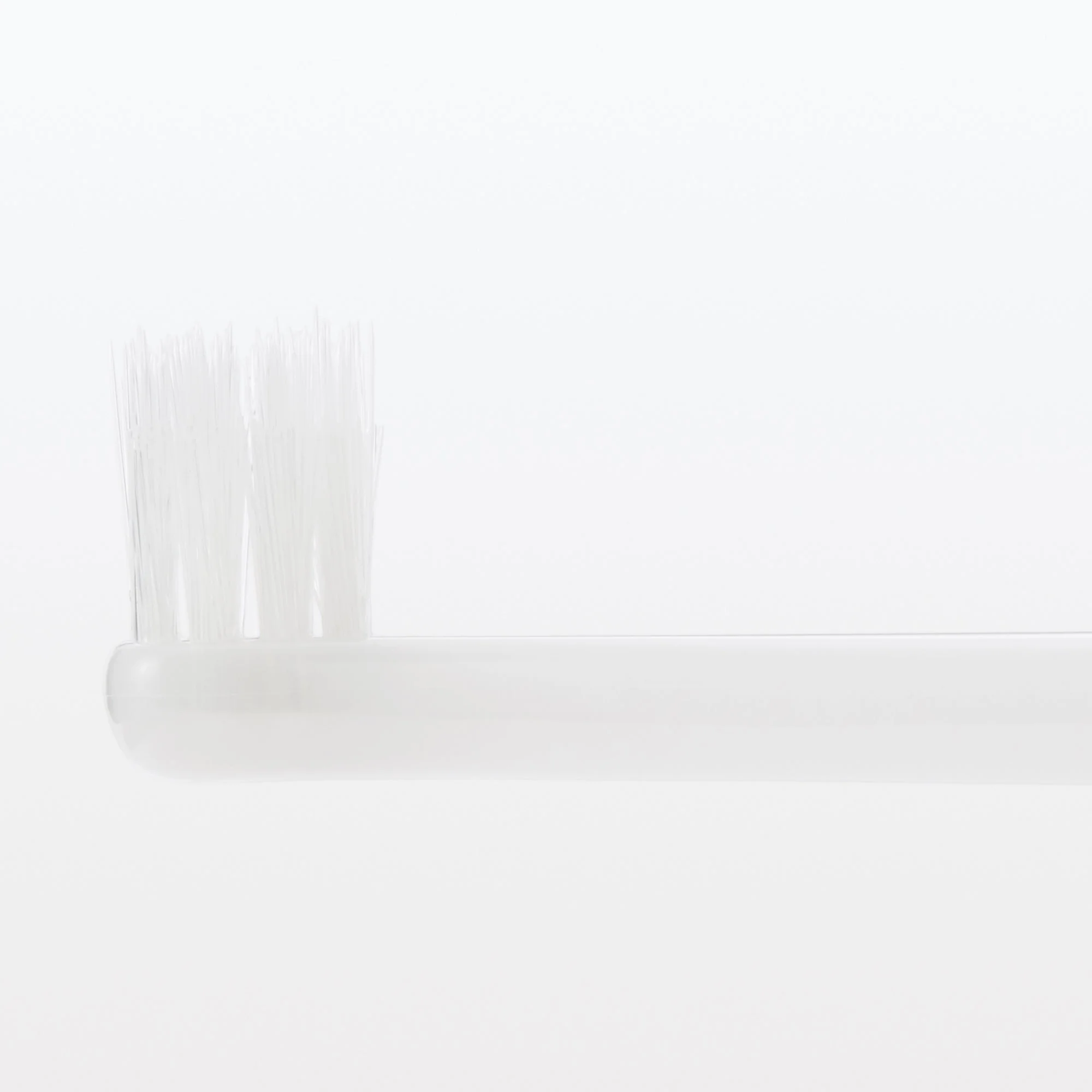 Replaceable Head Compact Medium Toothbrush - White - Image 4
