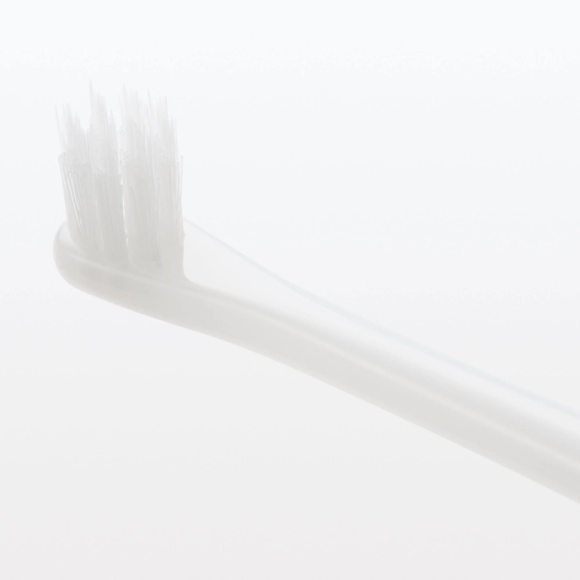 Replacement Toothbrush Compact Head - Medium (2 Pack) - Image 3