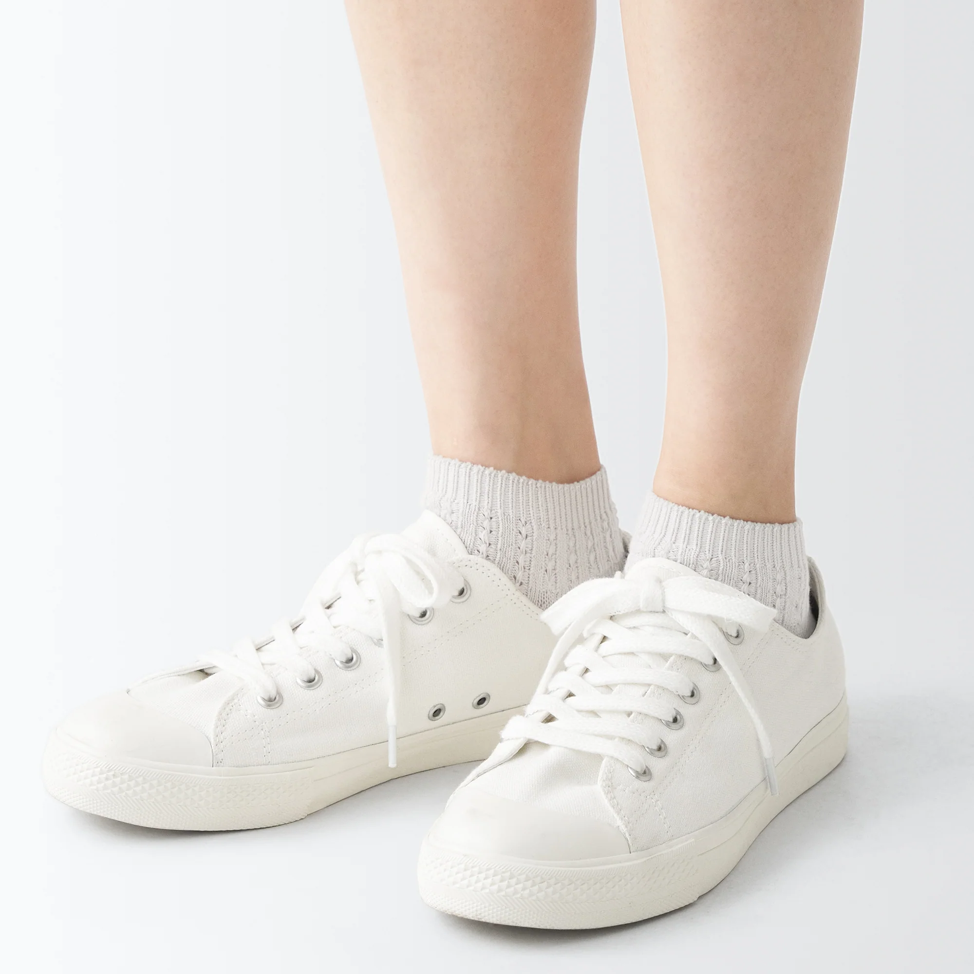 Right Angle Pattern Stitch Sneaker Socks - Image 4
