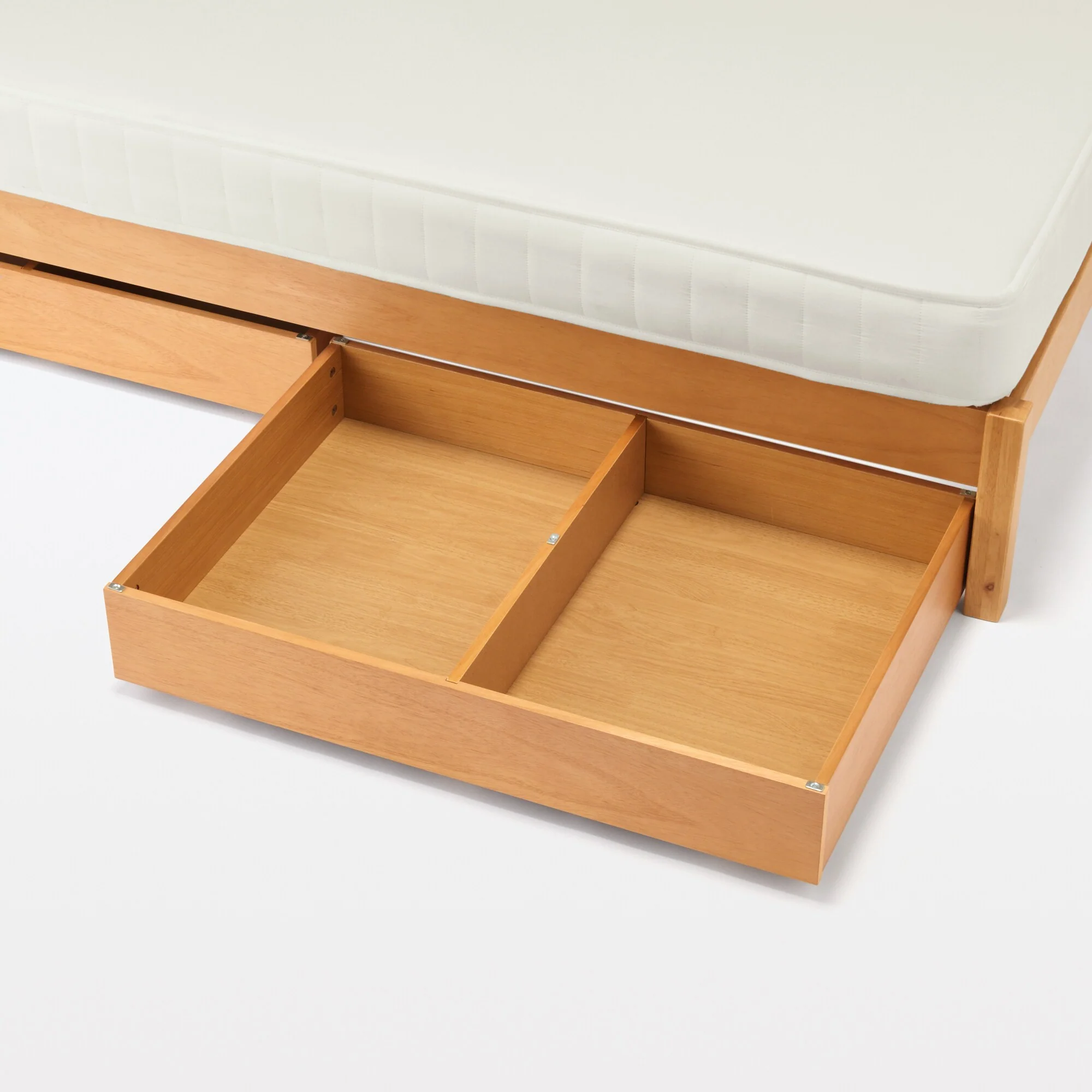 [HD] Rubberwood Wooden Bed - King - Image 9