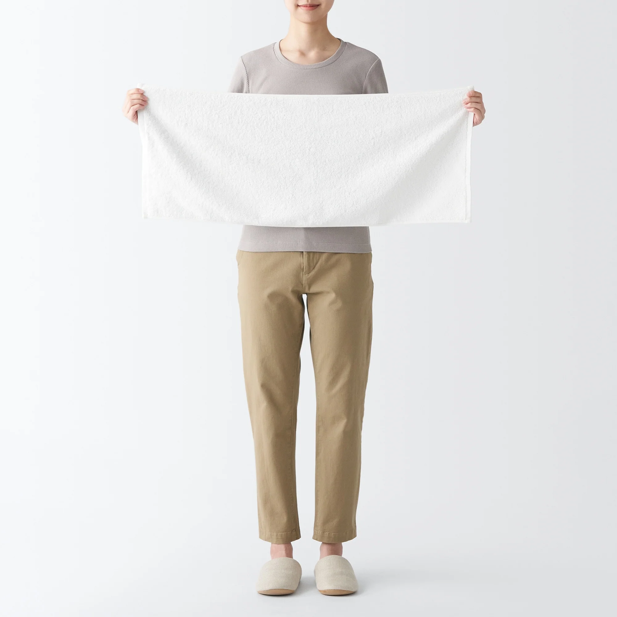 Thick Pile Face Towel - Image 8
