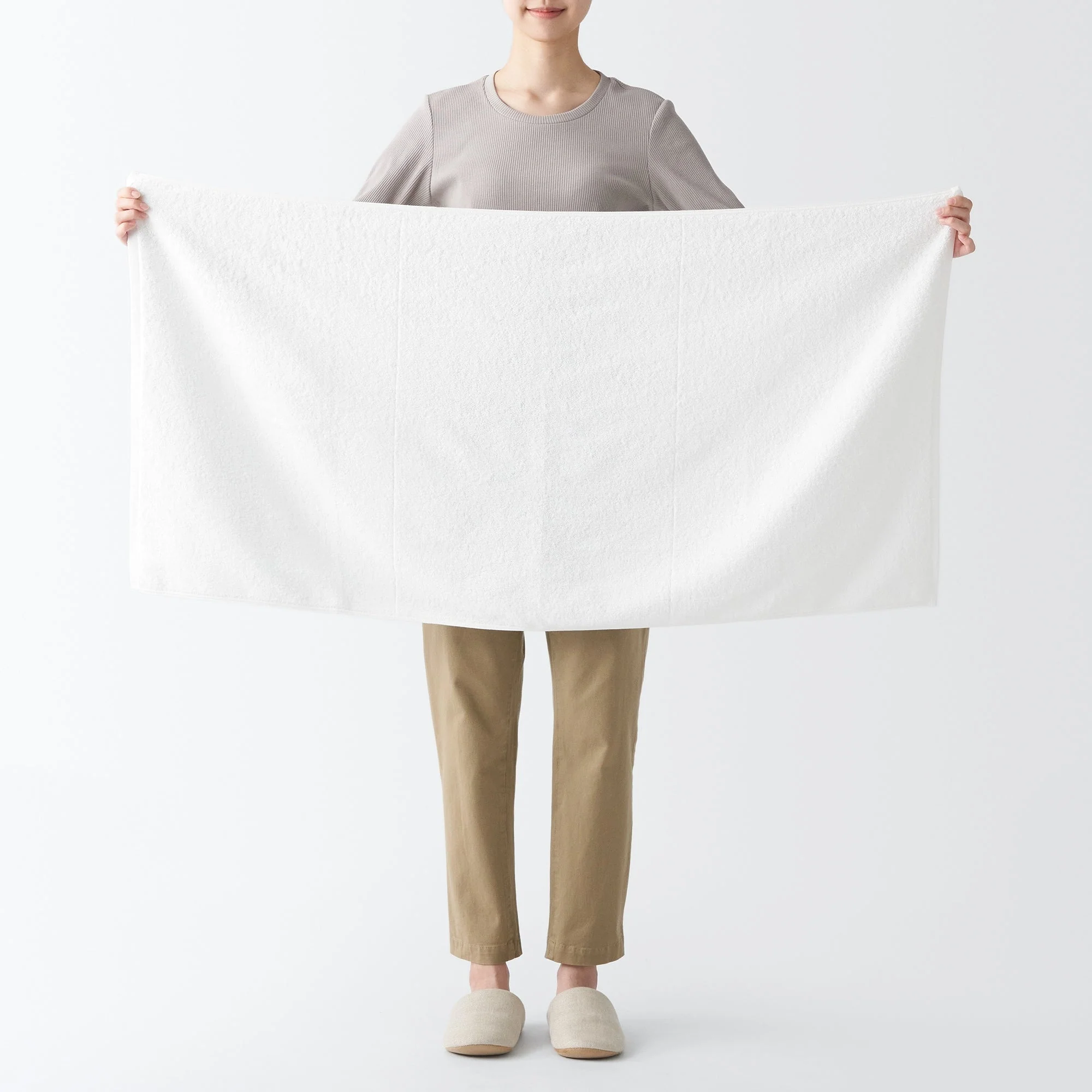 Twin Pile Small Bath Towel with Loop - Image 20