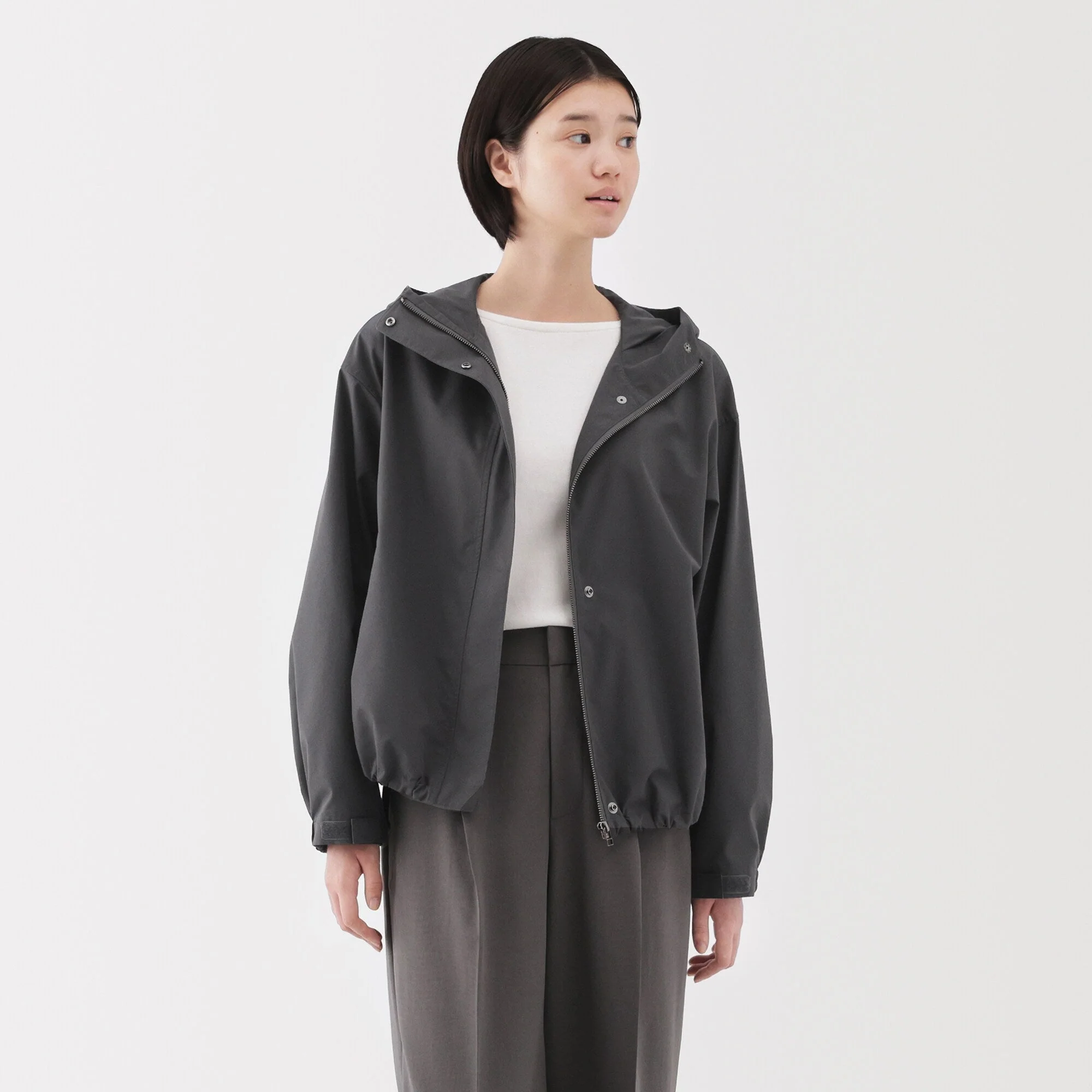 Women's Water Repellent Hooded Jacket