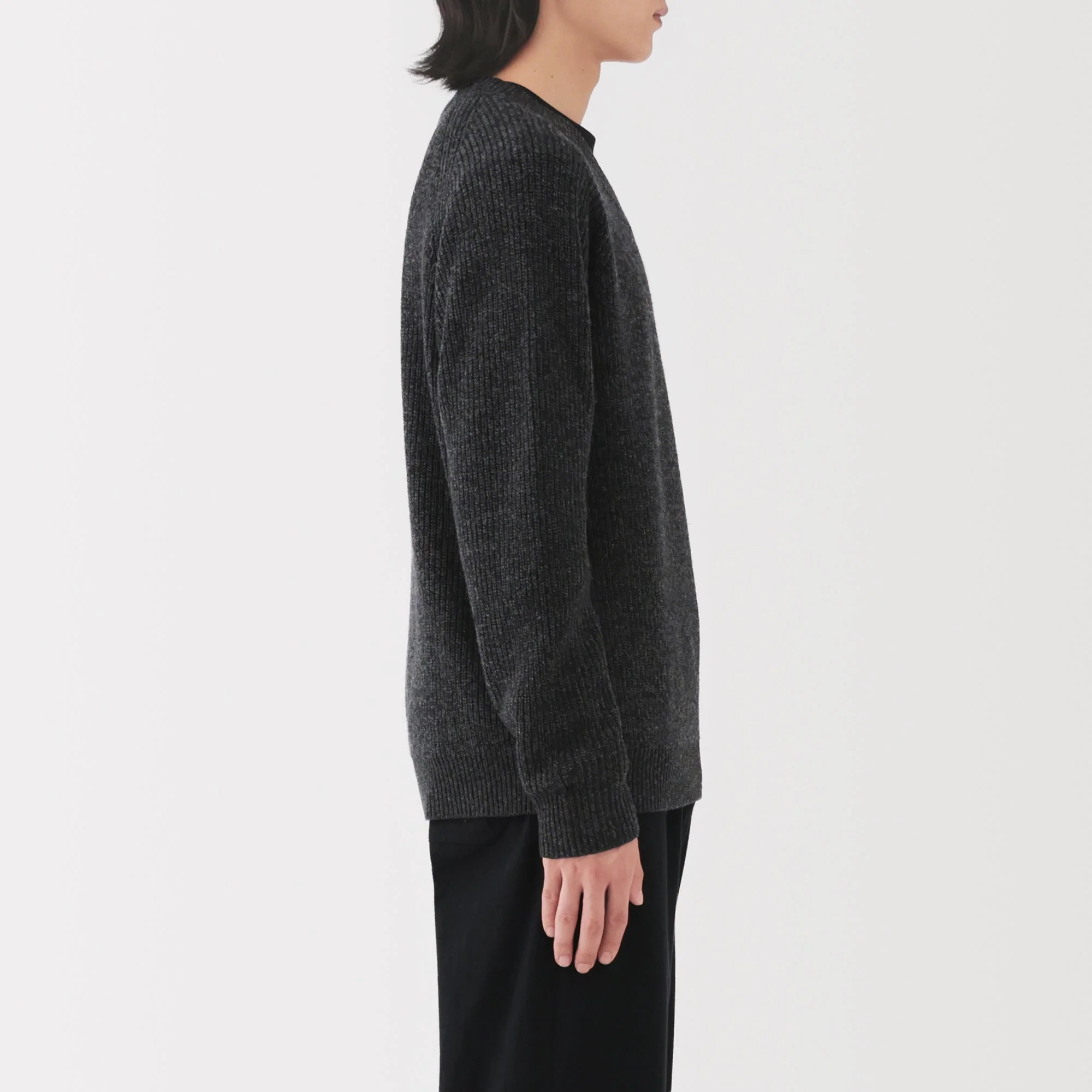 Wool V-Neck Sweater - Image 19
